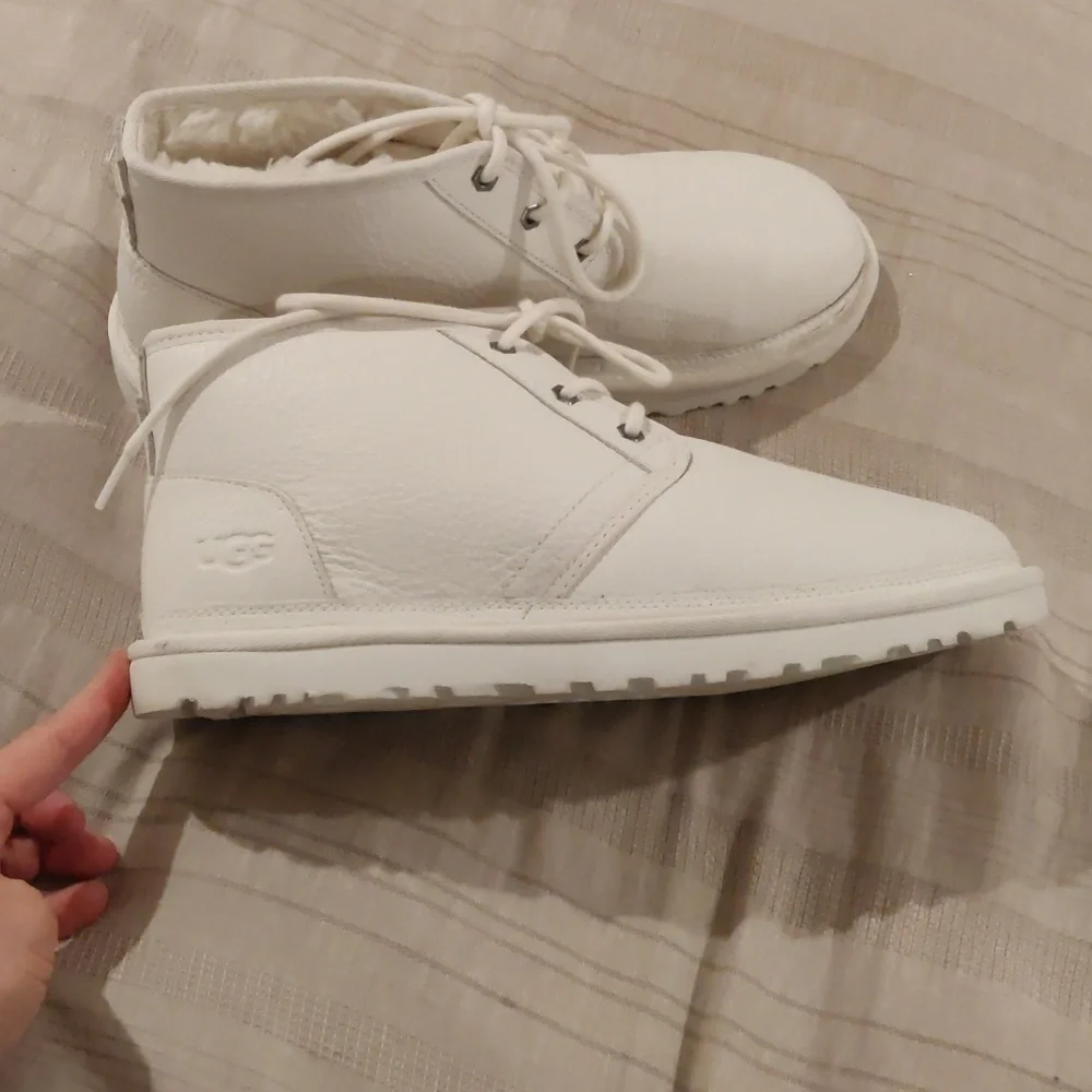 UGG Men's Neumel 1133777 Chukka White Leather Comfort Snow Ankle Boots Size 11